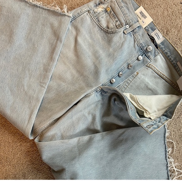 Brand New With All Tags Citizens of Humanity Ayla Raw Hem Crop Jeans. Size 28. - Picture 10 of 10